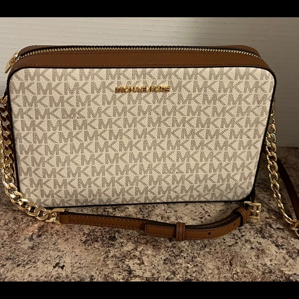 Michael Kors crossbody bag
